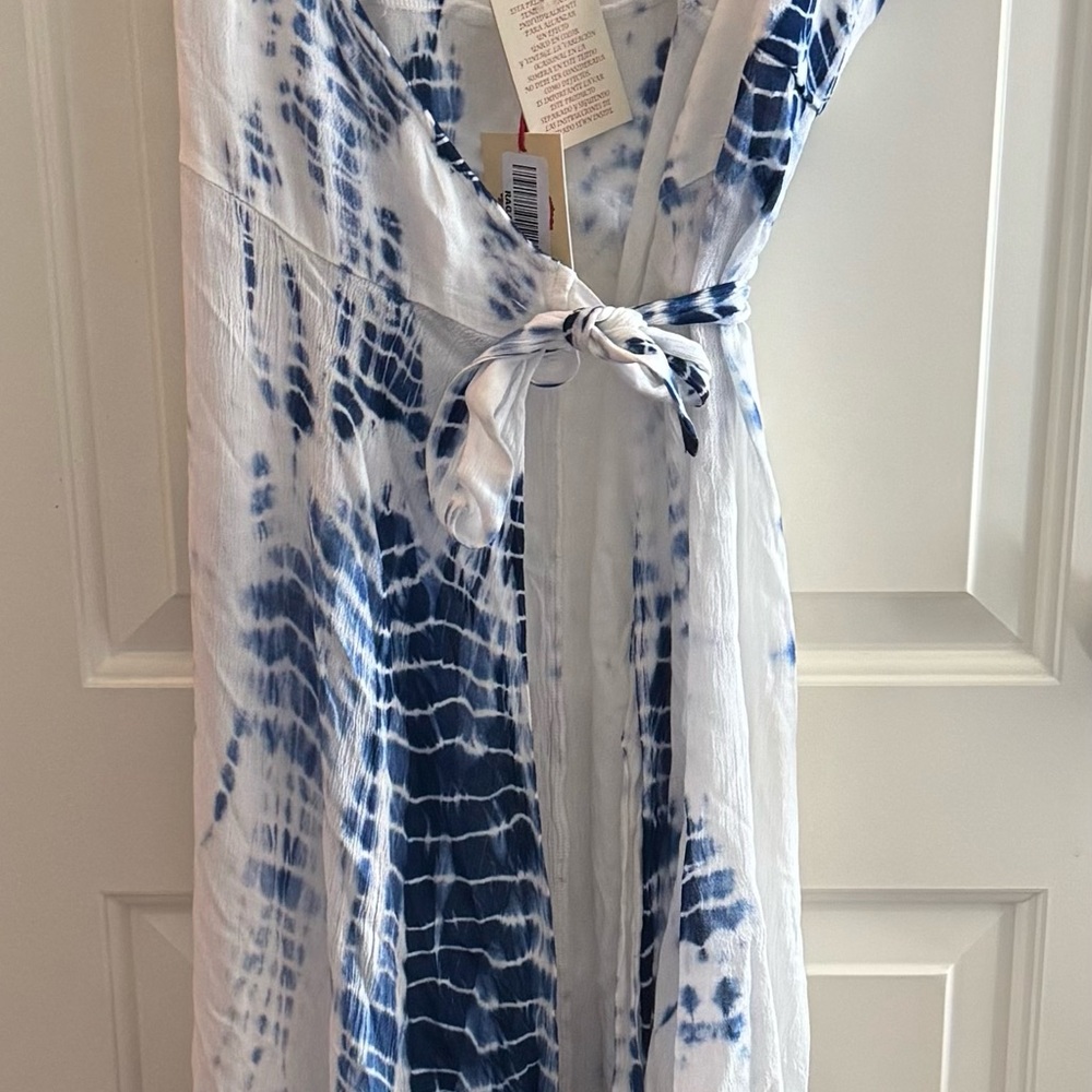 RAGA Blue and White Tie-Dye Midi Dress